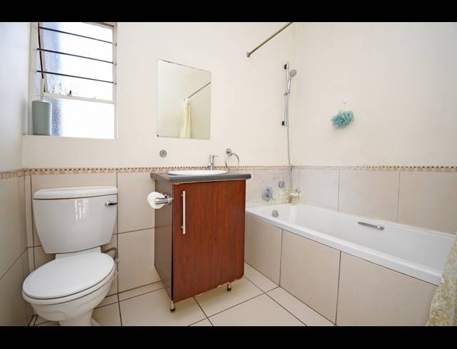 1 BEDROOM APARTMENT FOR SALE IN FERNDALE